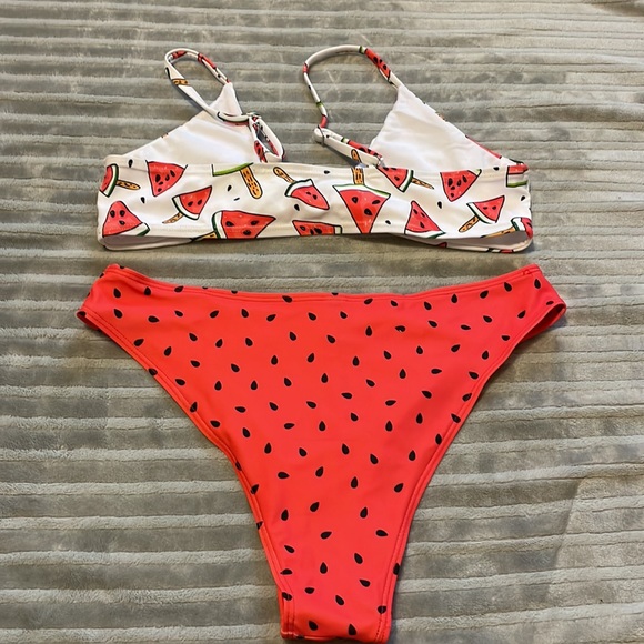 Girls watermelon bikini - Picture 4 of 5